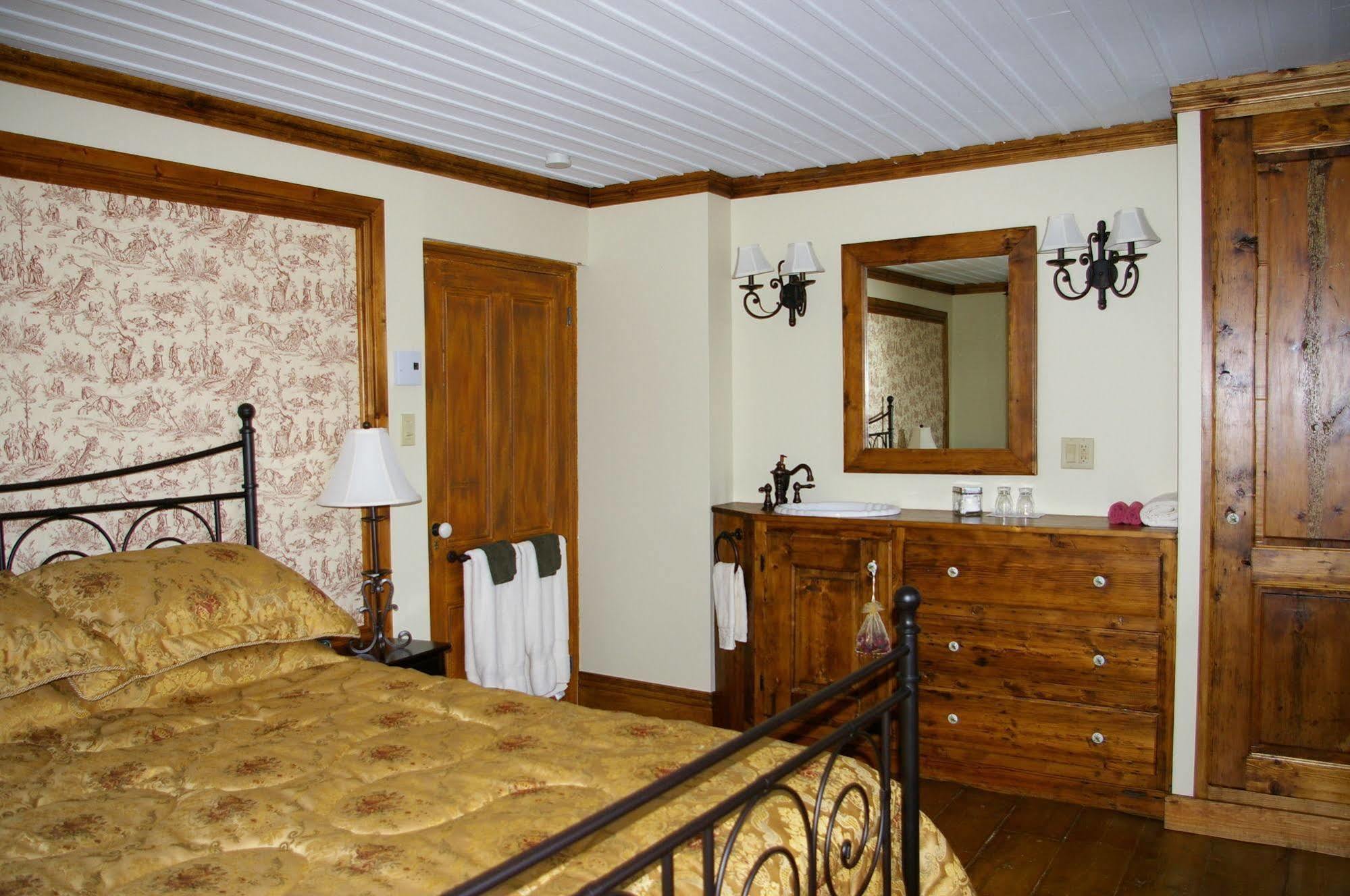 Auberge Du Maitre Forgeron Beaupré Exterior foto