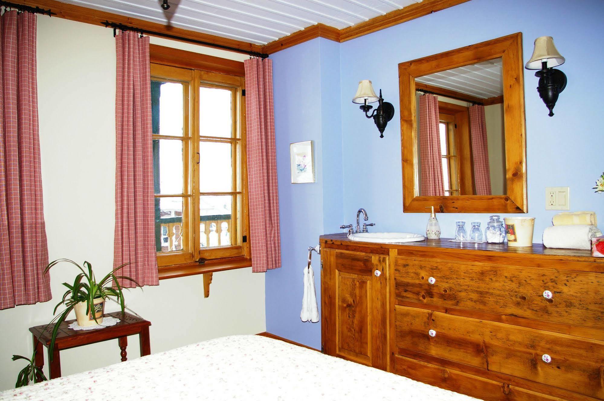 Auberge Du Maitre Forgeron Beaupré Exterior foto