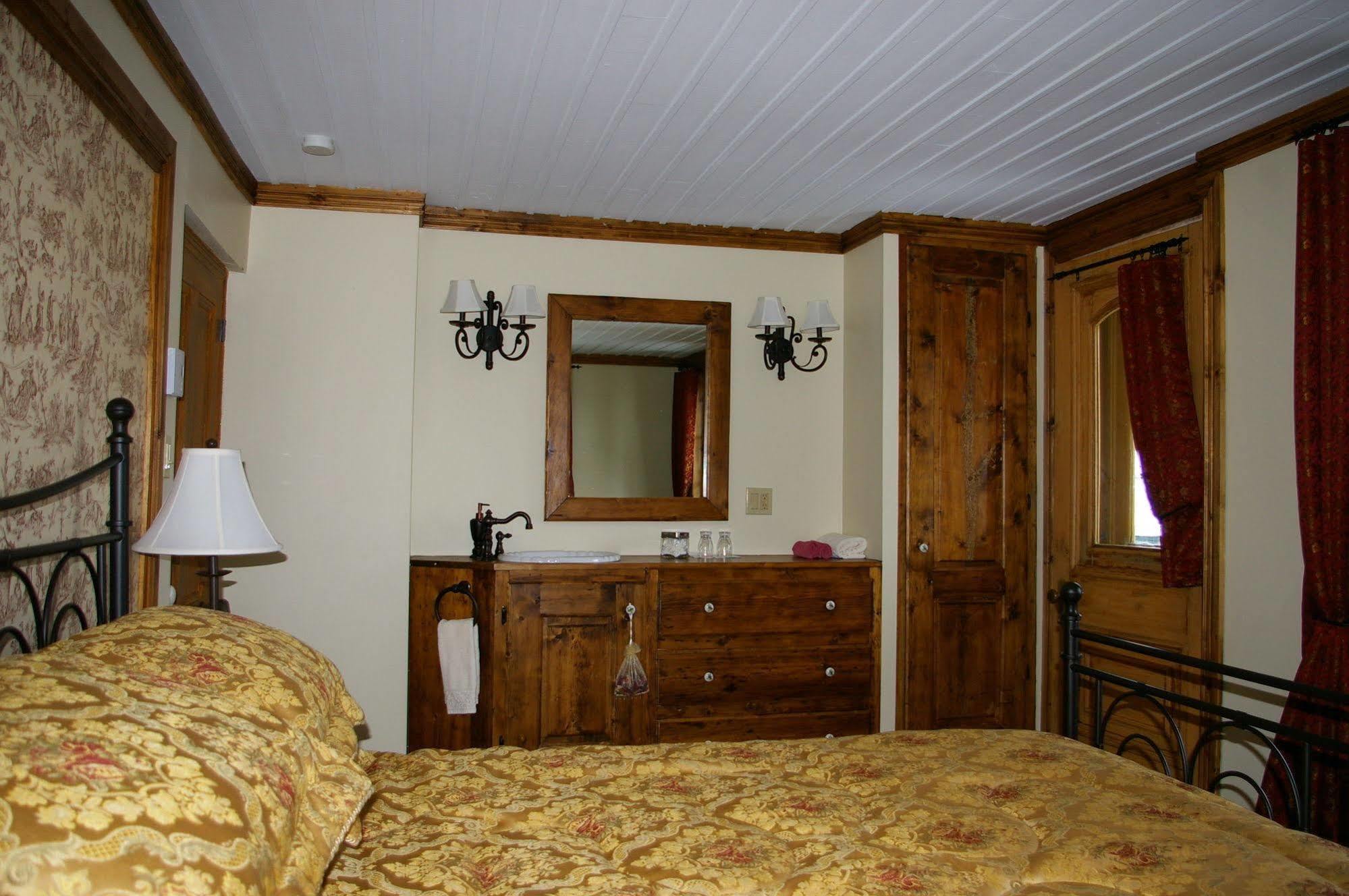 Auberge Du Maitre Forgeron Beaupré Exterior foto